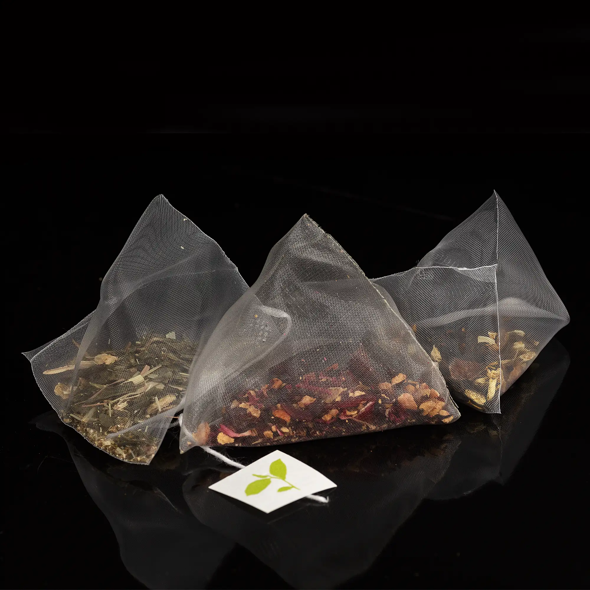 Infusión natural de manzanilla (gran selección de hojas de manzanilla) en 15 pirámides. 37,5 grs.