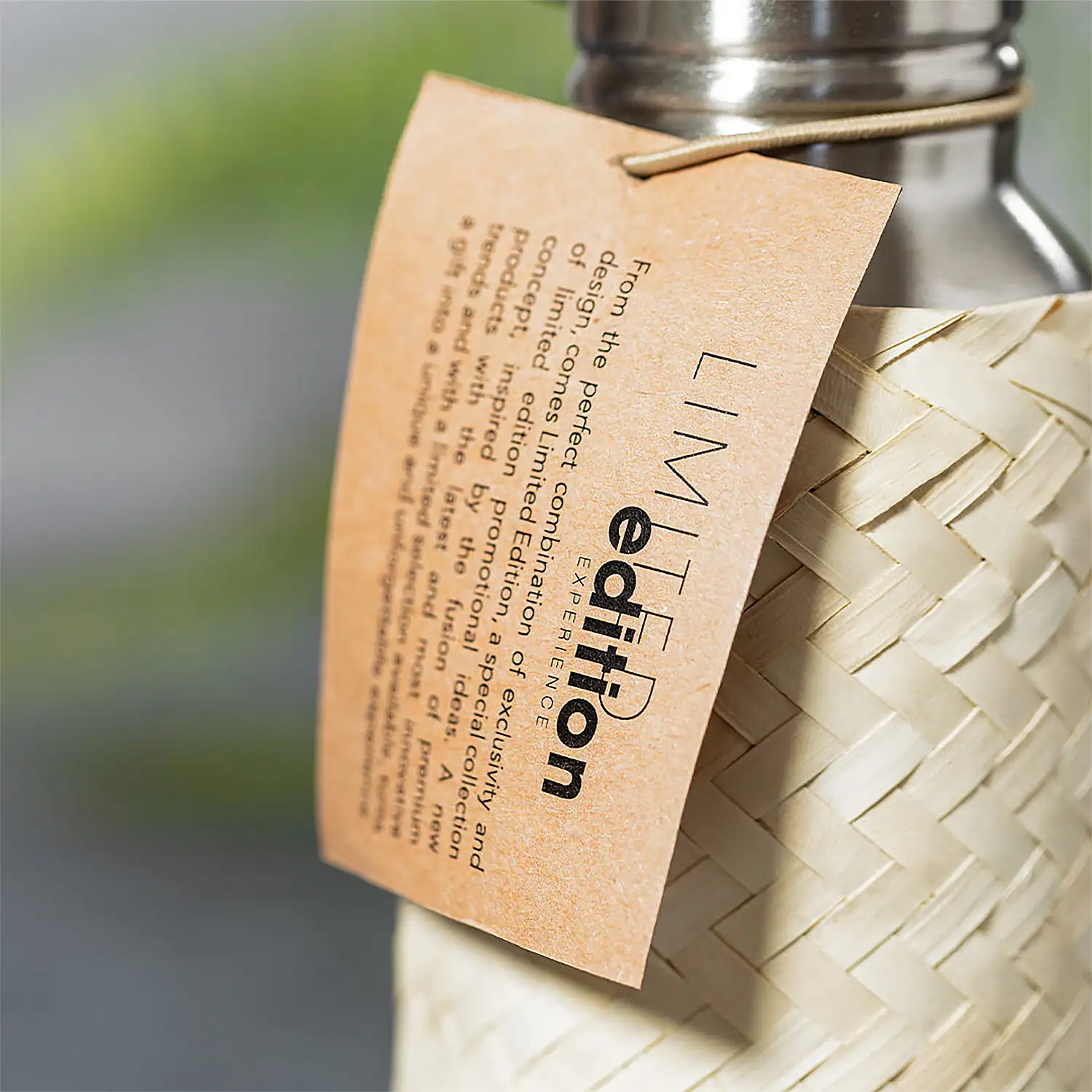 Bidón 600 ml. aluminio con funda Paja