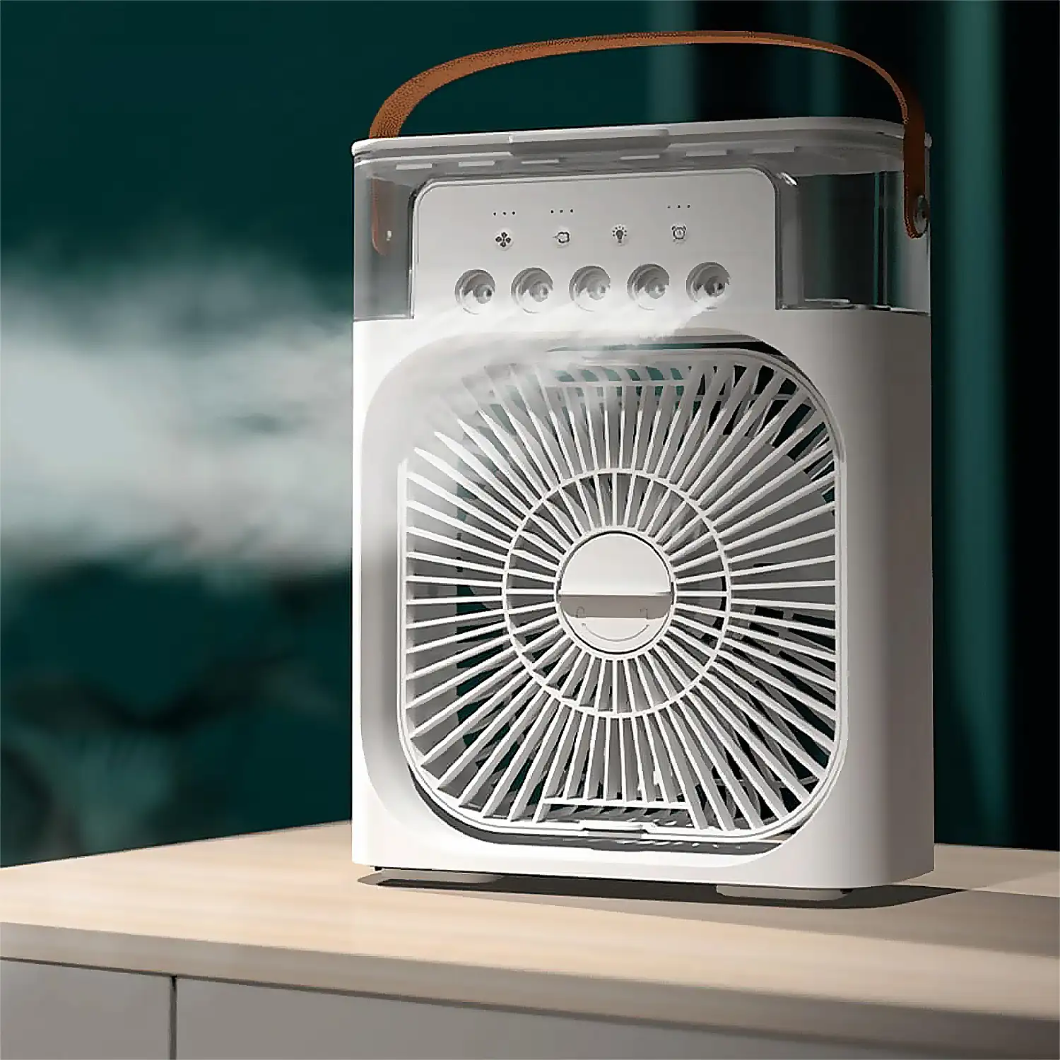 Ventilador de aire frío con 3 intensidades y luz RGB ajustable.