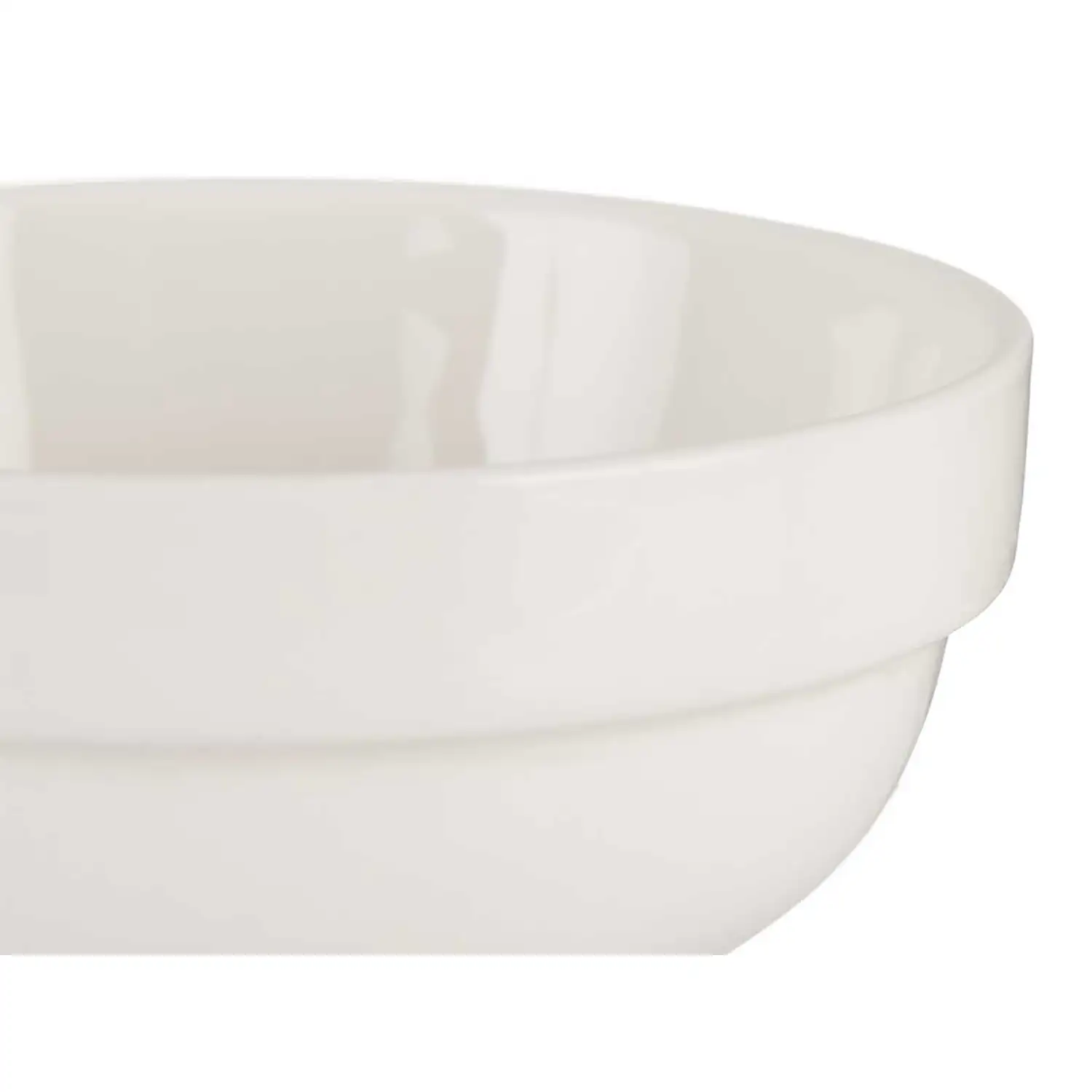Set de 6 cuencos para aperitivos de porcelana blanca.