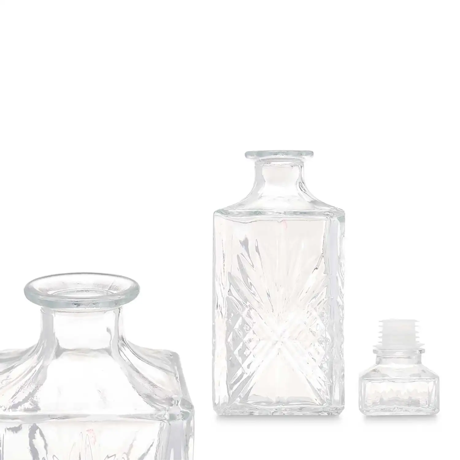 LICORERA TALLADA ROMBOS 900ML