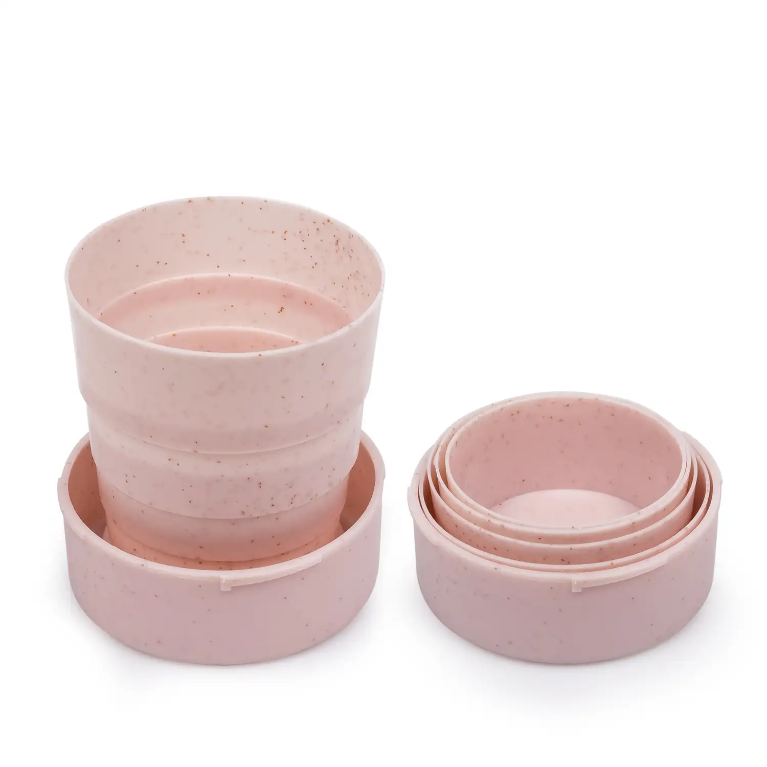 Vaso plegable de fibras naturales 130ml. Fabricado en caña de trigo, con lanyard para colgar.