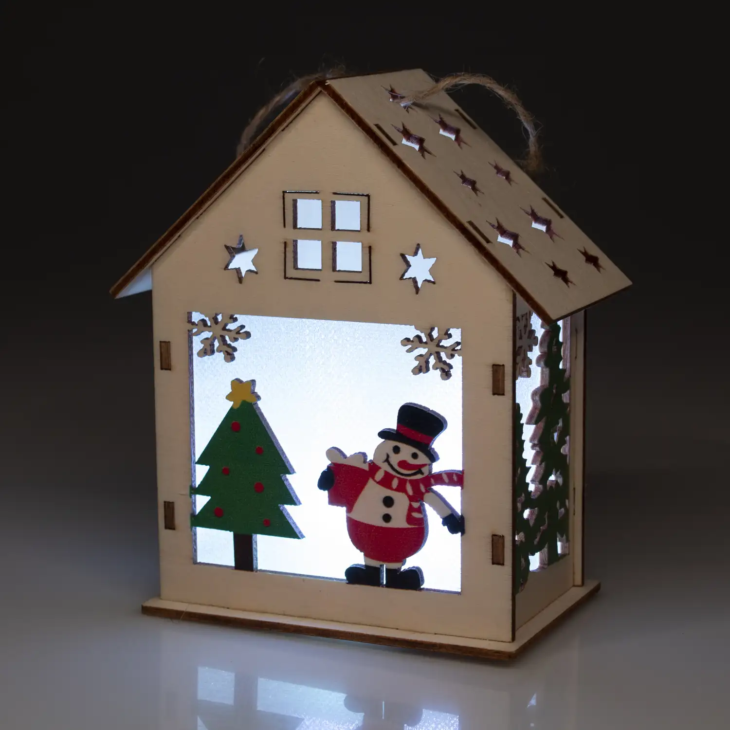 Colgante de casa de madera con LED diseño muñeco de nieve y arbol de navidad.