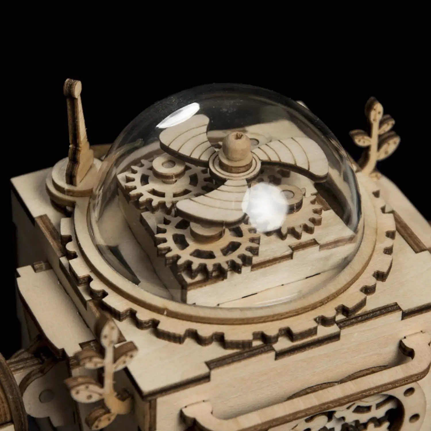 Caja de música Orpheus con movimiento circular, cúpula e iluminación., 221 piezas