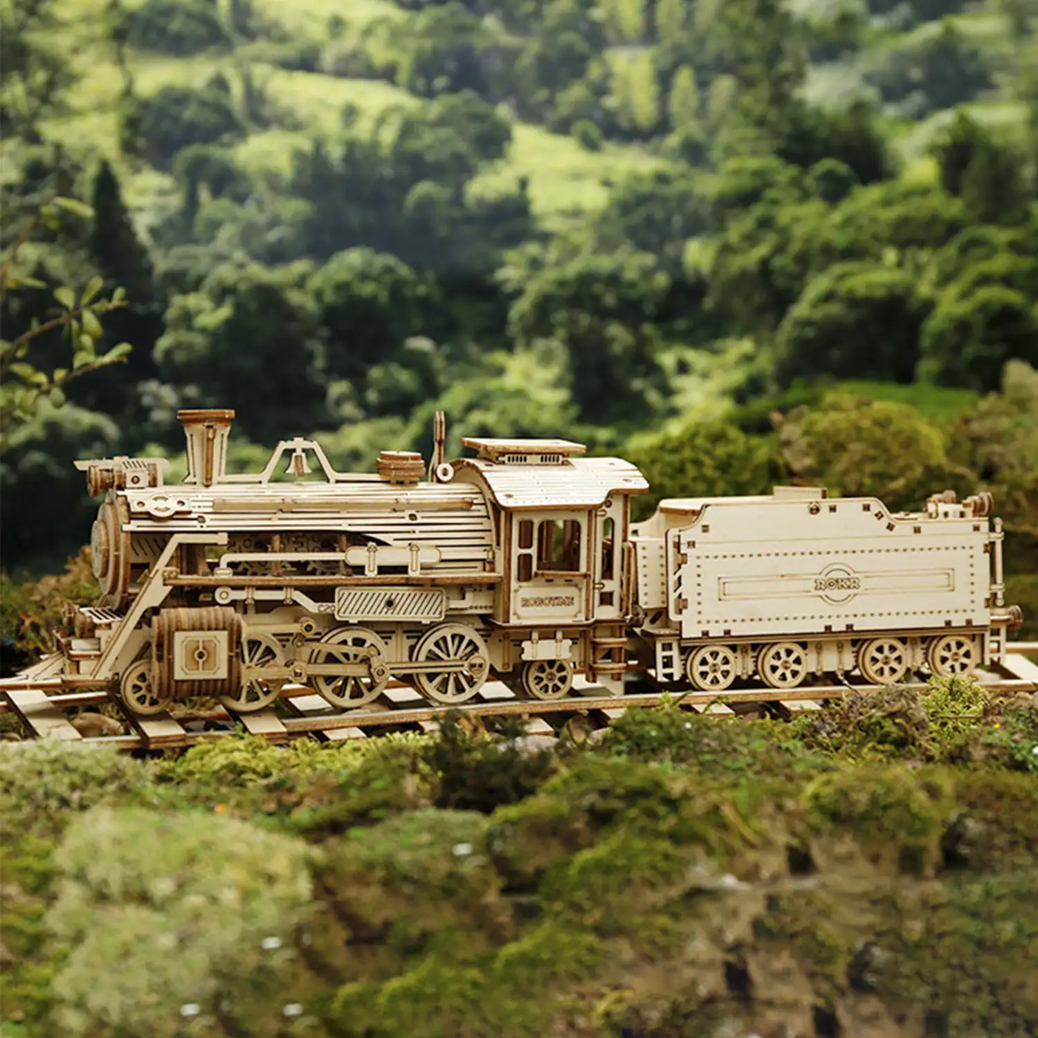 Locomotora de vapor 1860 escala 1:80, para montar.