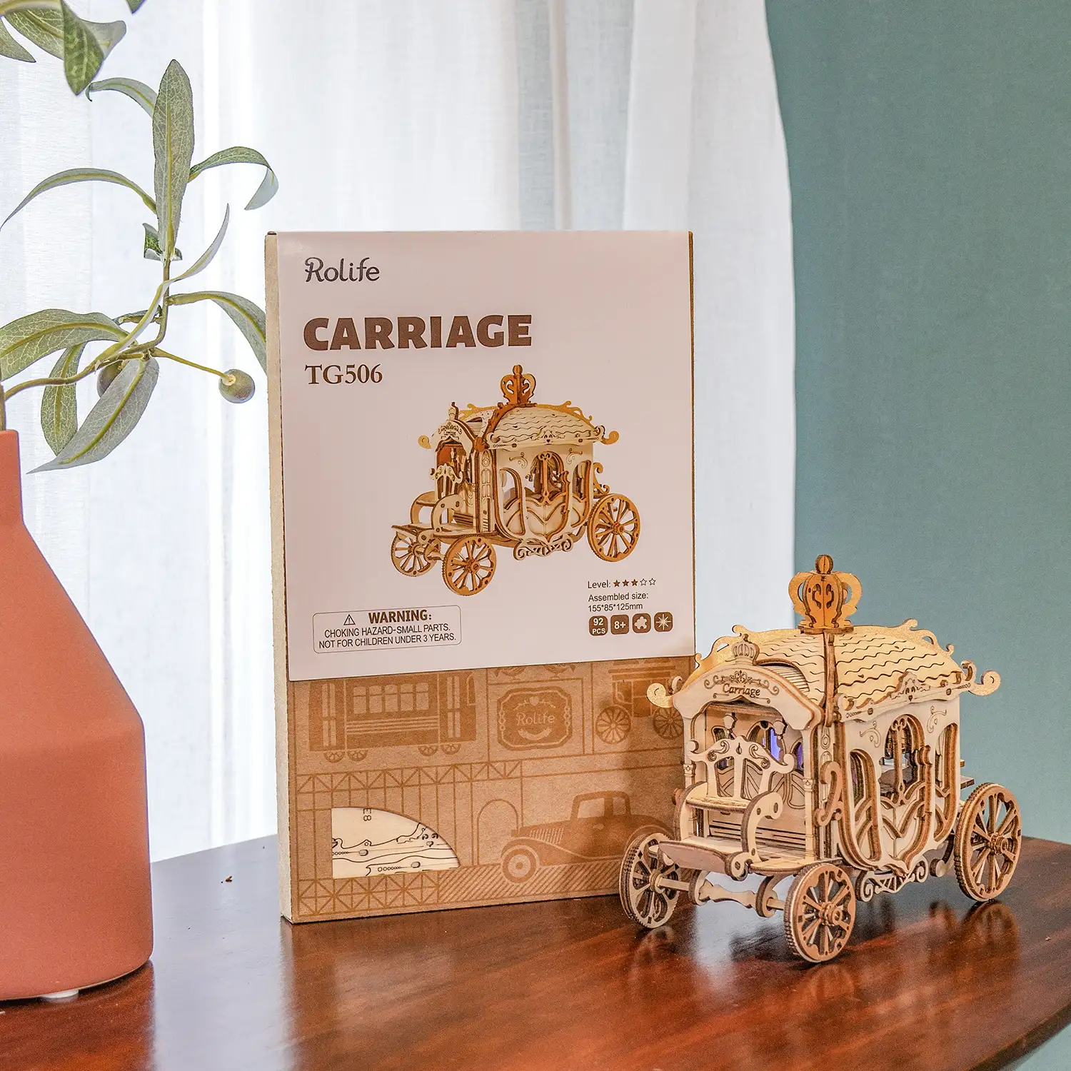 Carro de caballos. Maqueta 3D realista con gran detalle, 92 piezas.