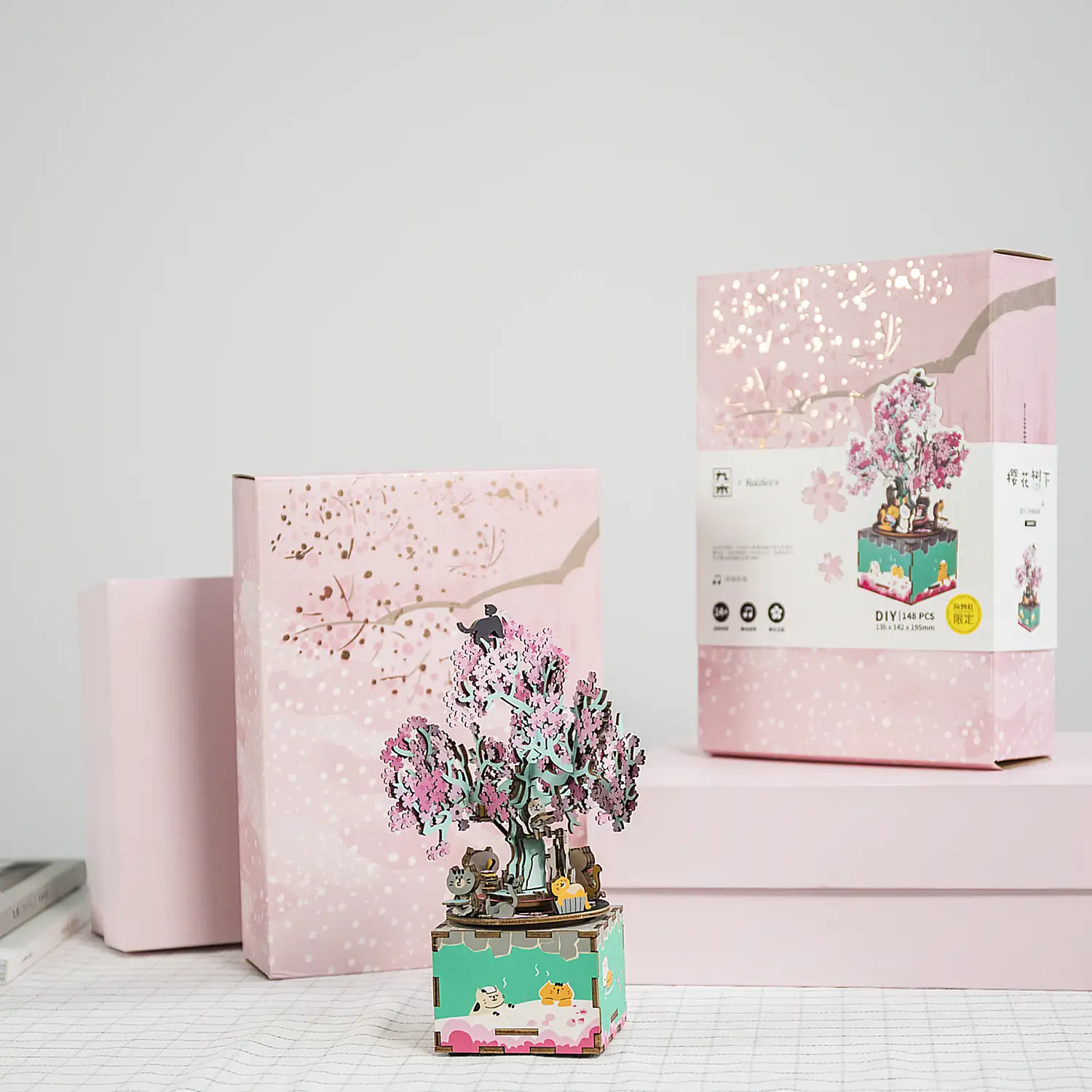 Caja de música Cherry Blossom Tree. Maqueta 3D realista con gran detalle, 148 piezas