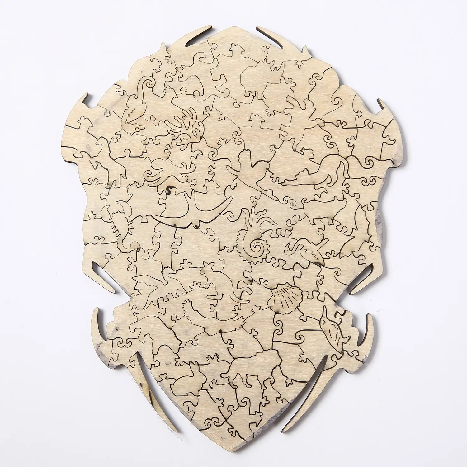 Puzzle 3D de madera DIY forma de silueta . Con piezas individuales con diferentes diseños. En madera policromada. Tamaño A5 .DISEÑO LEÓN.