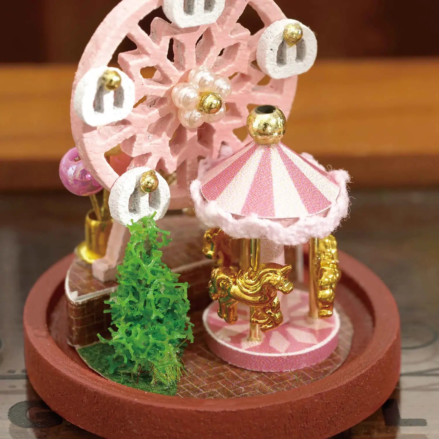 Maqueta 3D Fairy Tale Playground mini 2x2,6x4,5 cm.