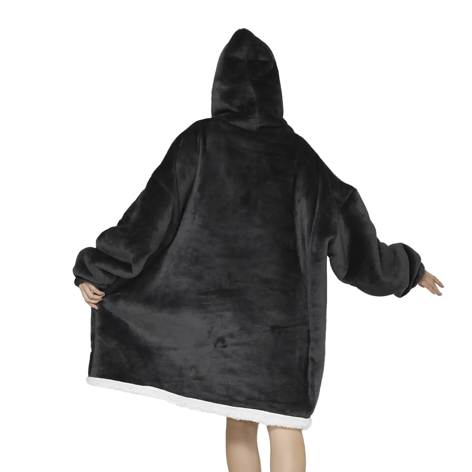 Bata estilo sudadera y manta de felpa extrasuave. Bolsillo frontal tipo canguro. Diseno liso Gris Oscuro