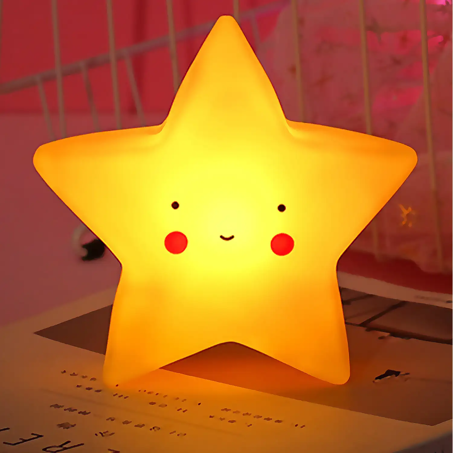 Luz led infantil nocturna quitamiedos. Diseño Estrella.
