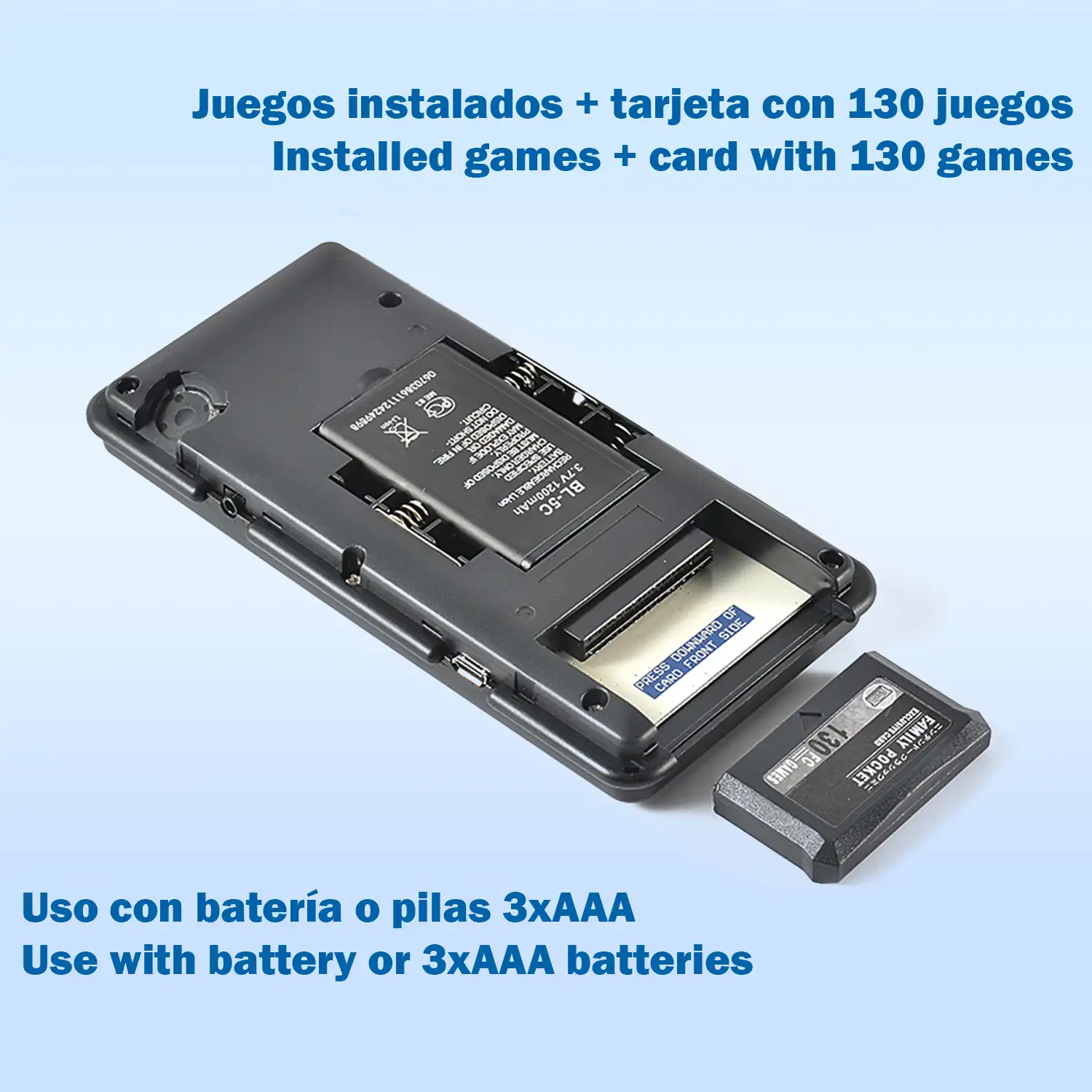 Consola portátil con 5000 juegos clásicos preinstalados. Pantalla a color de 3 pulgadas. Batería recargable. Cable para jugar en TV.