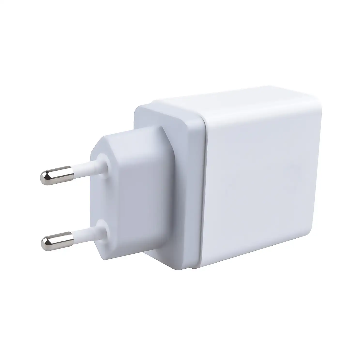 Cargador USB con puerto QC3.0 + doble puerto 2.4A-30W