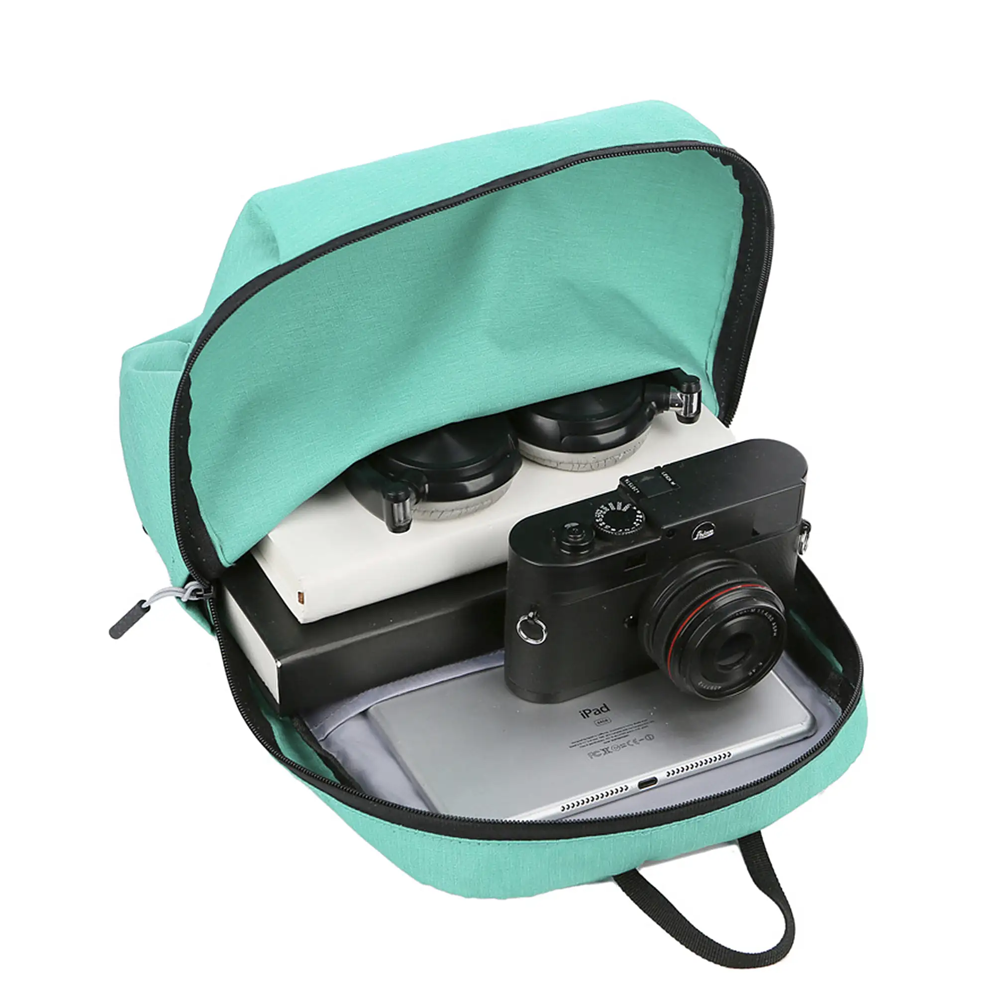 Mini mochila impermeable.
