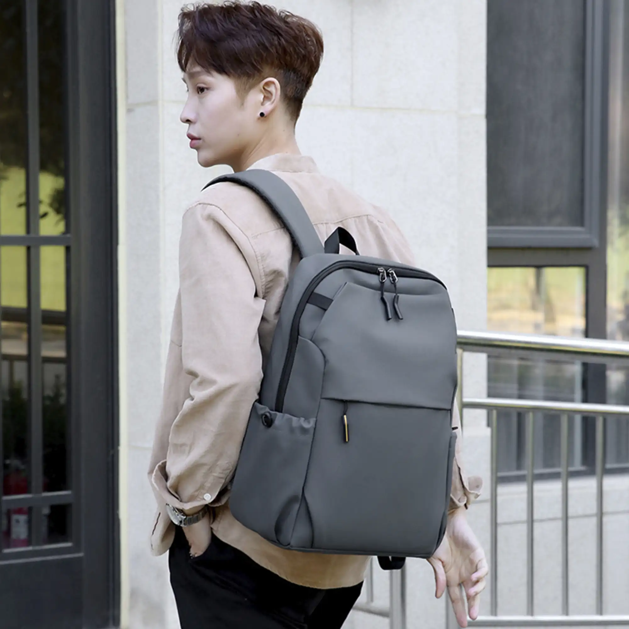 Mochila para Laptop con interfaz de carga USB