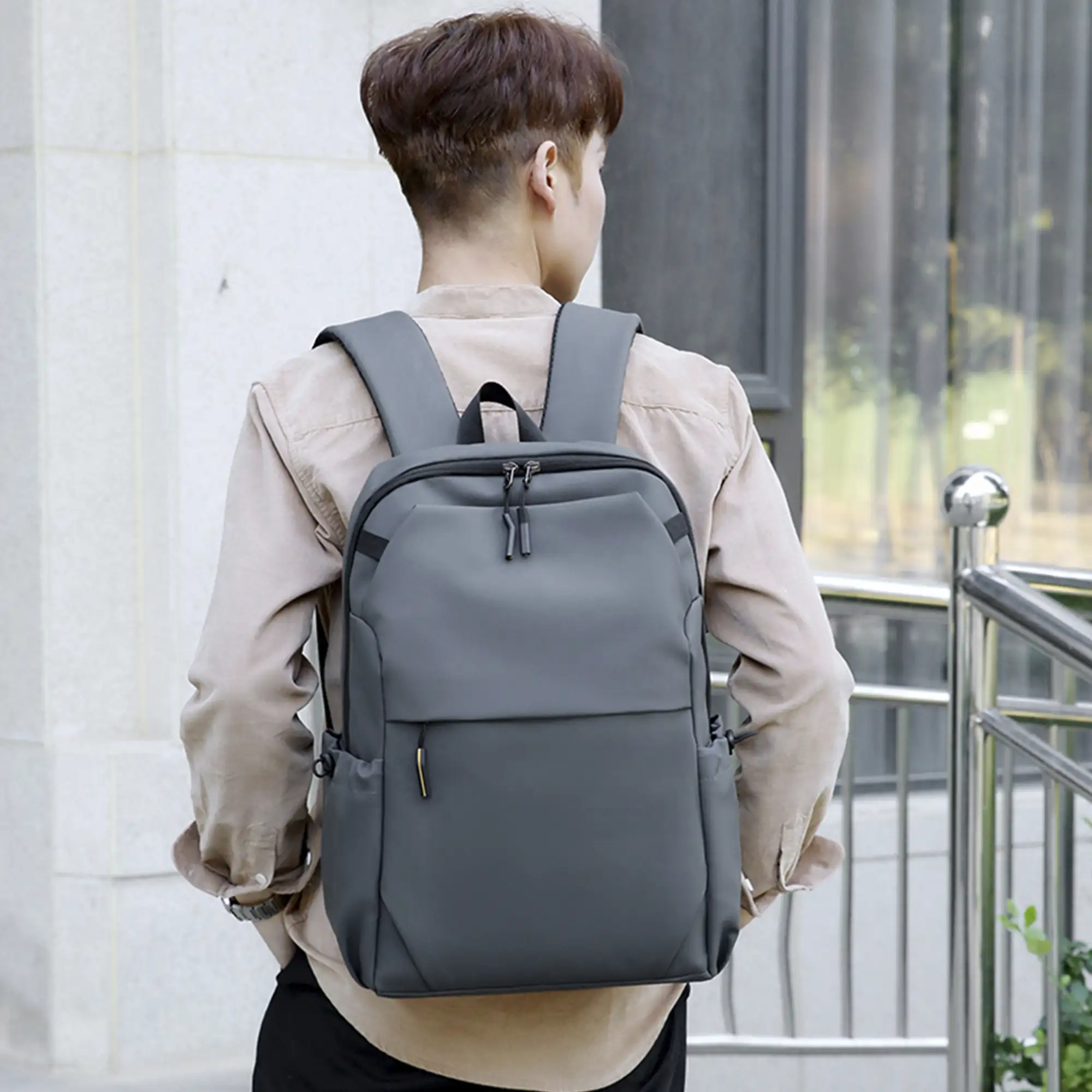 Mochila para Laptop con interfaz de carga USB