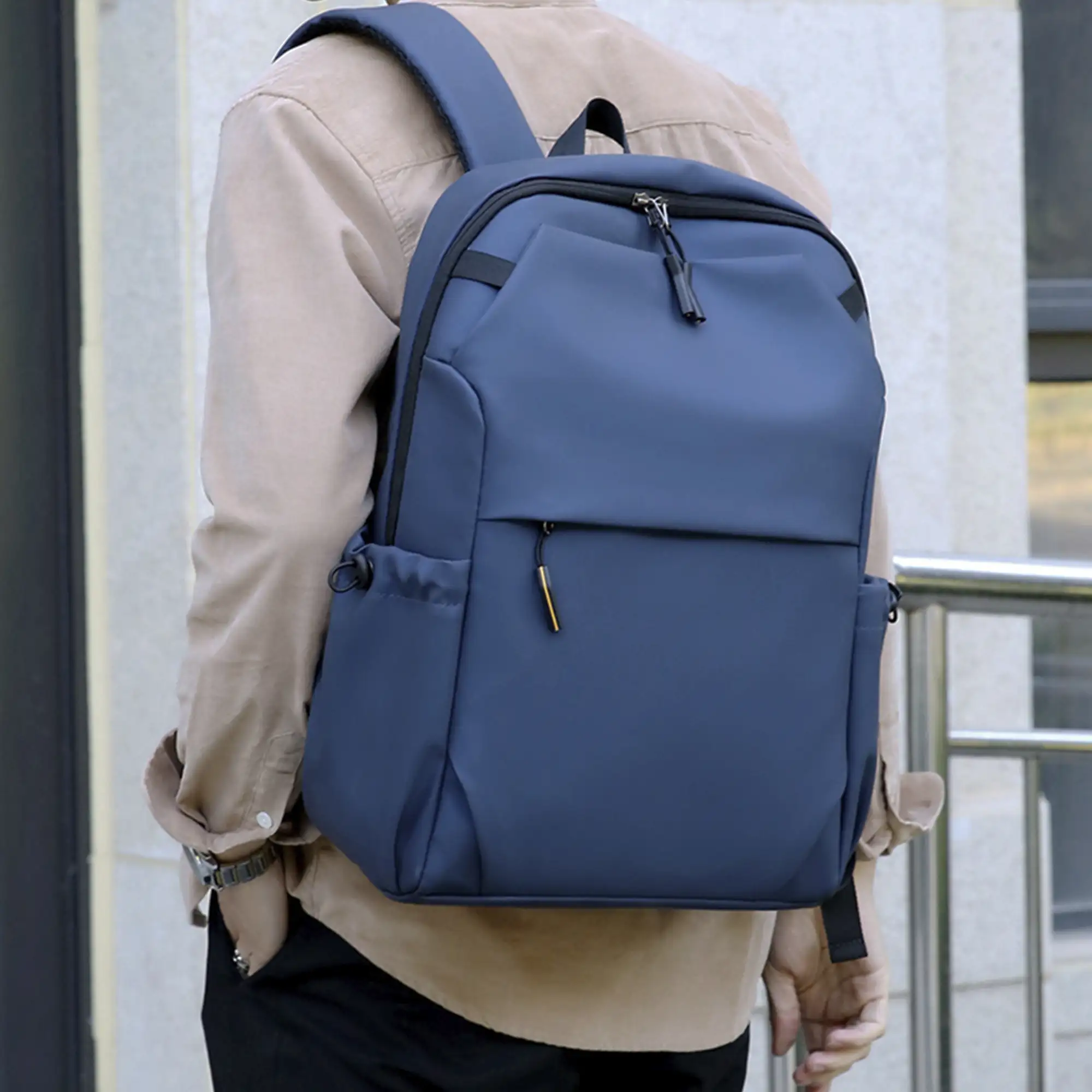 Mochila para Laptop con interfaz de carga USB
