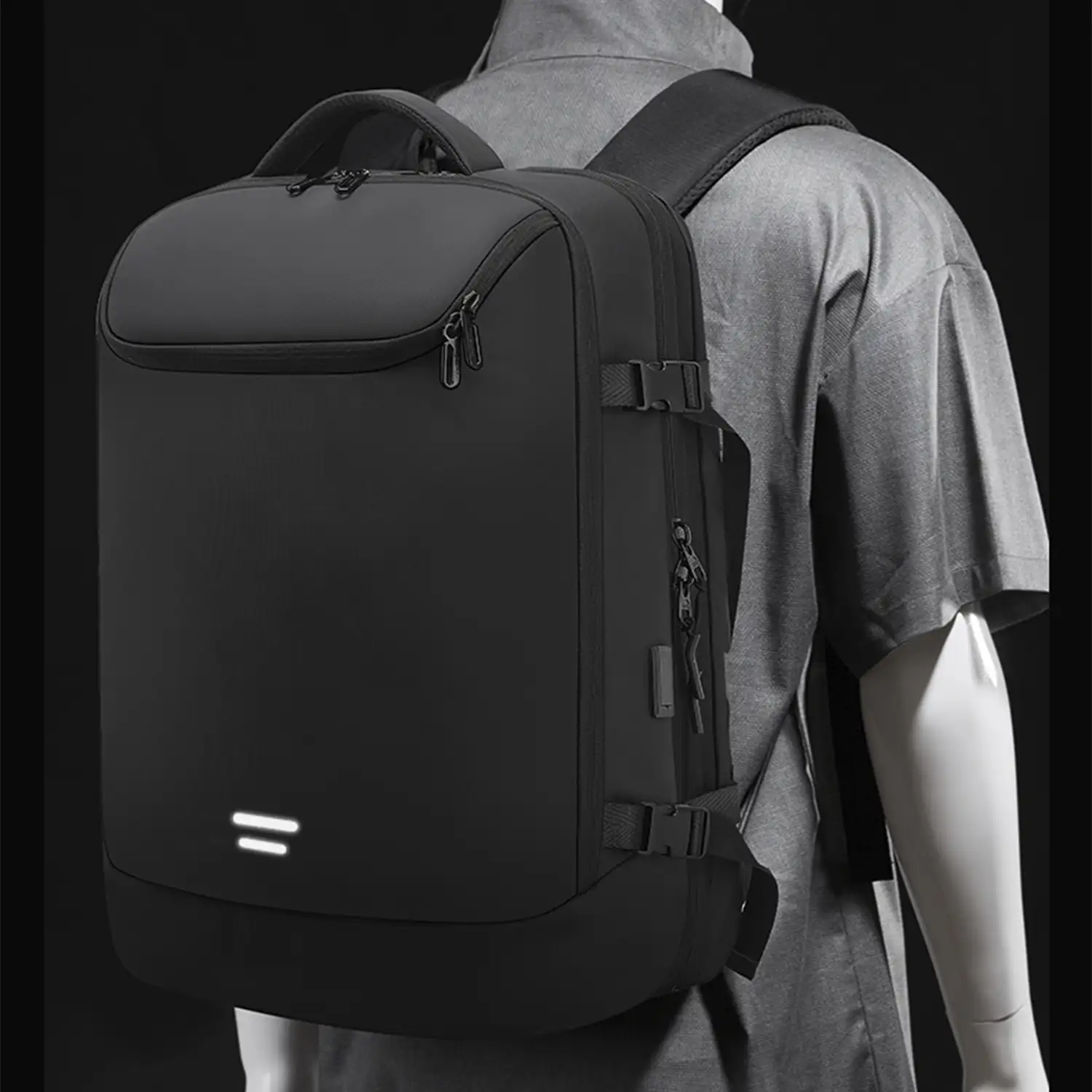 Mochila expandible 36L/50L con capa impermeable, porta Laptop 17,3