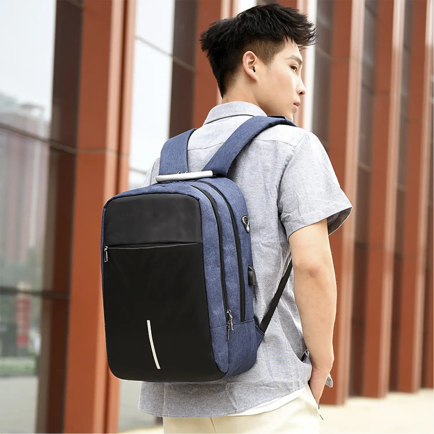 Mochila multi compartimento, porta Laptop 13,3