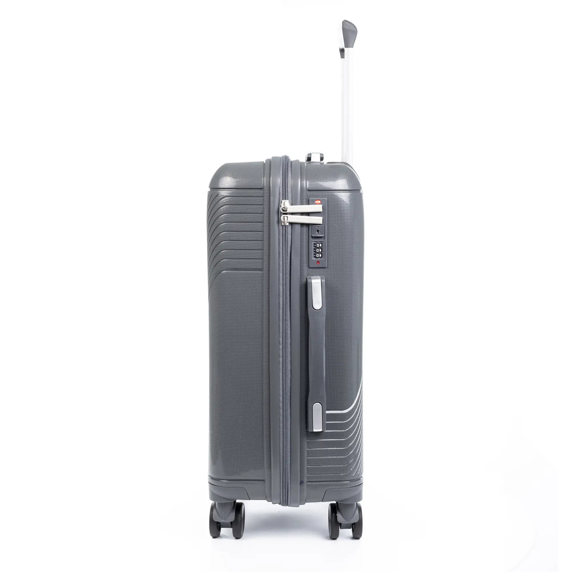 Maleta mediana Trolley de PP resistente a la rotura. Cerradura TSA numérica, 4 ruedas dobles giratorias 360°.