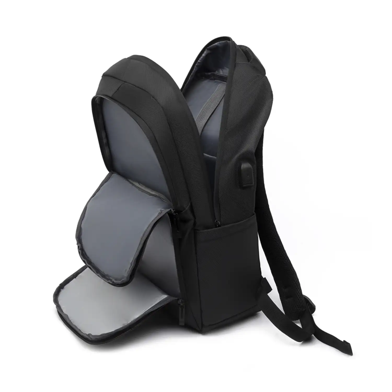 Mochila de viaje con gran resistencia, impermeable y con conexión USB. Acolchada, ventilada y con asa para trolley.