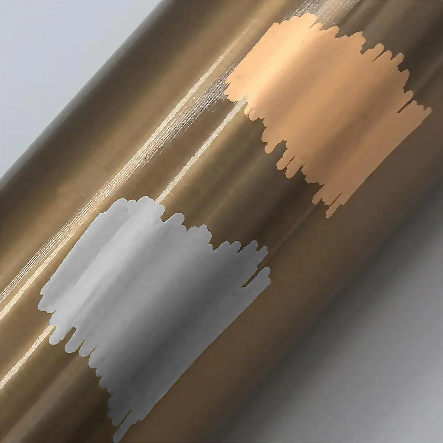 Rotulador 1,0 mms de cromo líquido metálico espejo. Resistente al agua y decoloración.