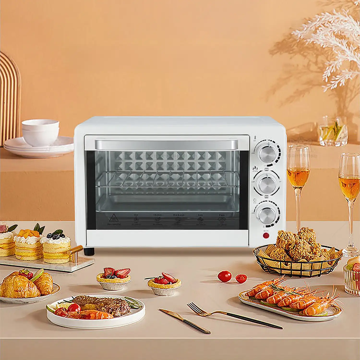 Horno eléctrico de sobremesa con 22 litros de capacidad. Panel de control mecánico y 1000W de potencia.