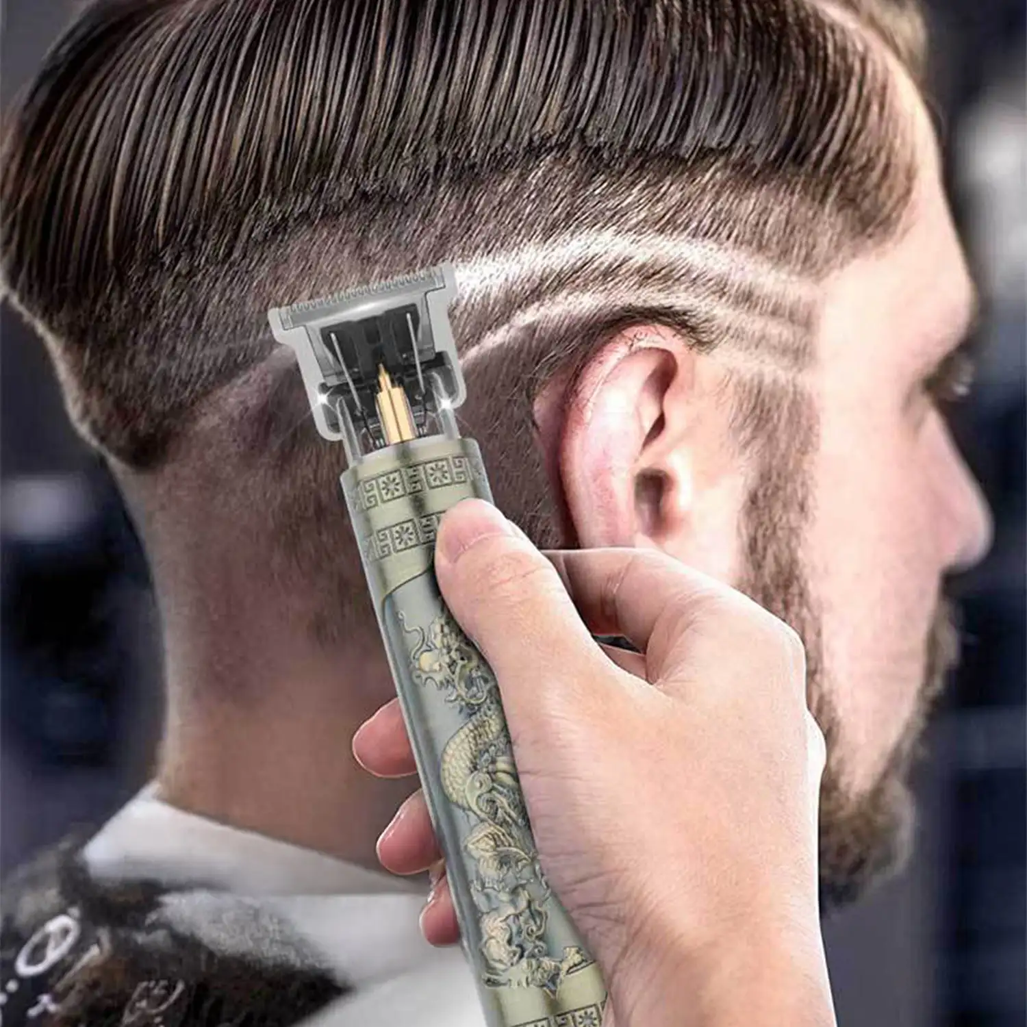 Recortador perfilador para pelo y barba con batería. 6000 rpm y un ruido inferior a 55db.