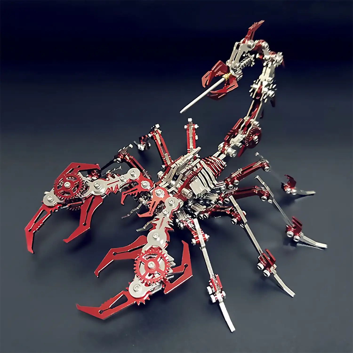 Maqueta 3D de acero inoxidable. Modelo Escorpión rojo.