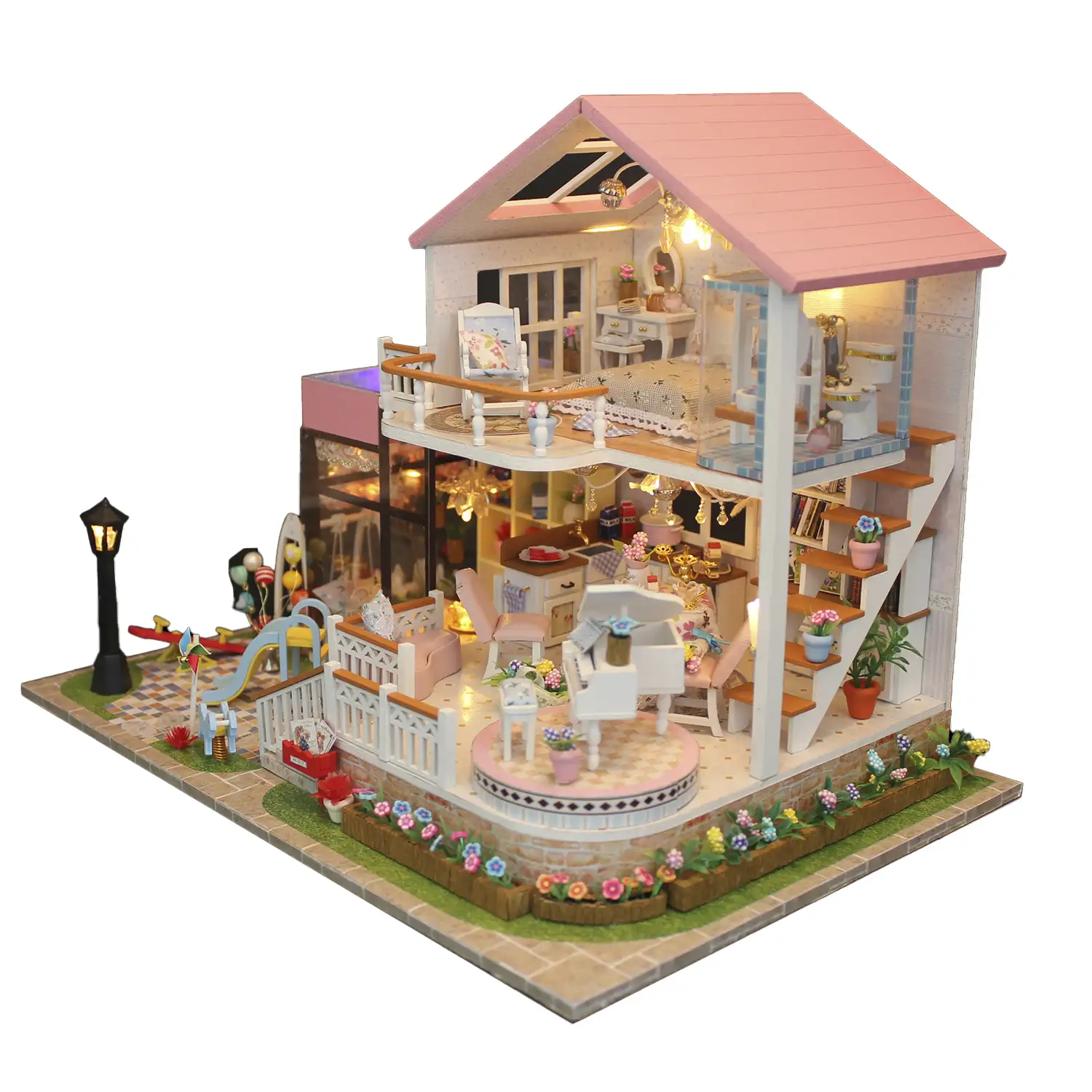 Casa con jardín Dulce conversación. Maqueta 3D realista con gran detalle y luces led.