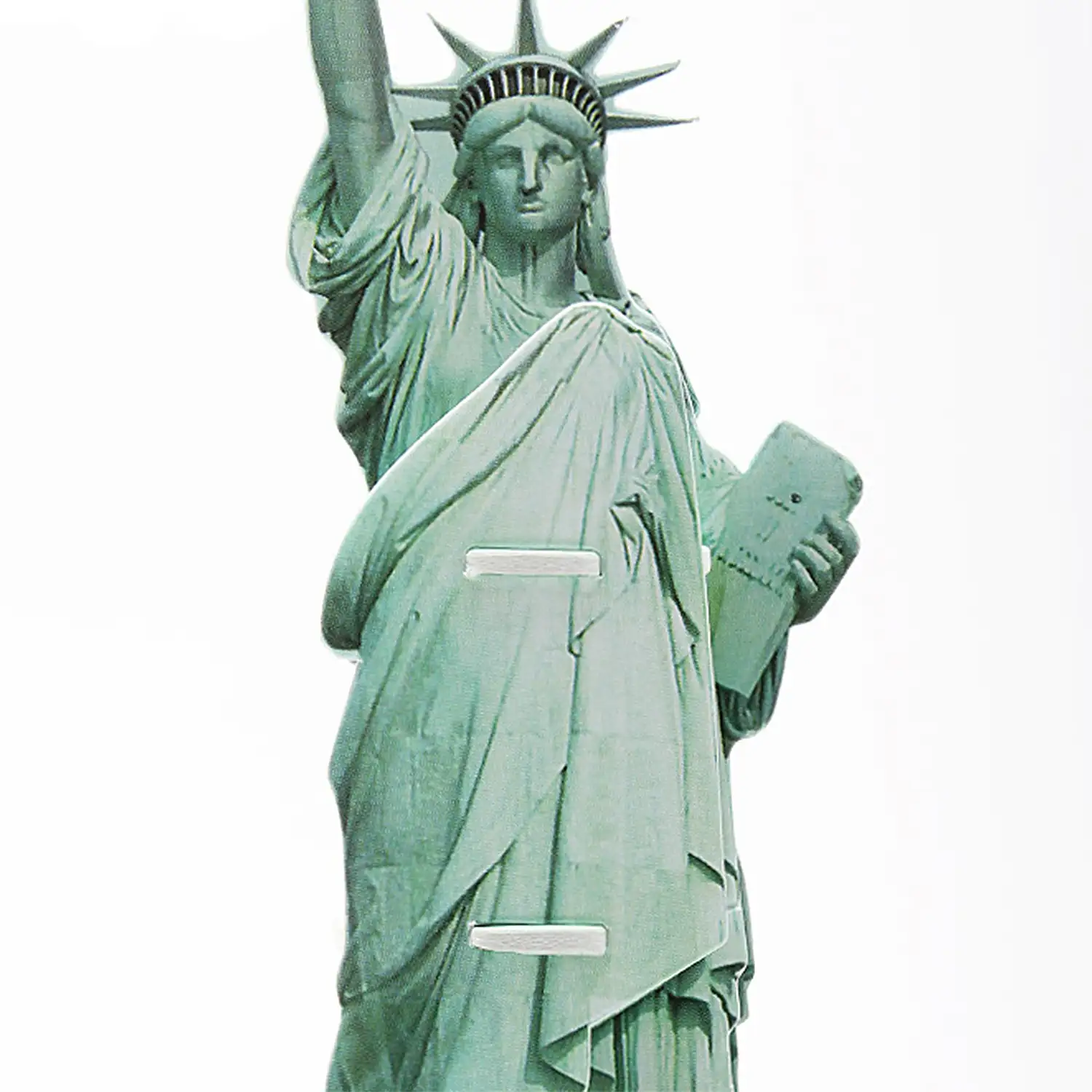 Puzle 3D de cartón de la Estatua de la Libertad en Nueva York. 32 piezas.