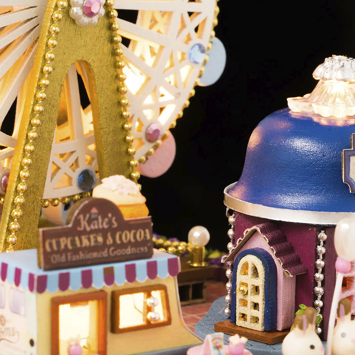 Colección Juntos Alrededor, Noria Feliz. Maqueta 3D realista con gran detalle, cubierta antipolvo y luces led.