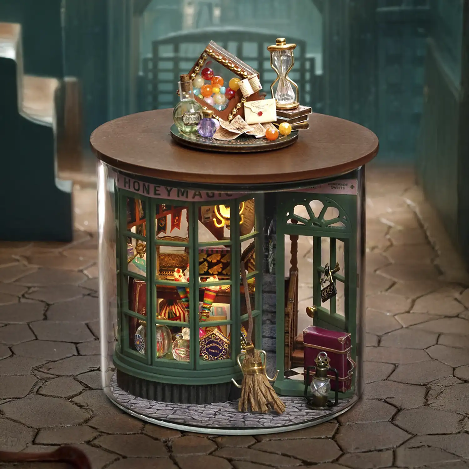 Colección Botellas de Ensueño, Tienda Mágica. Maqueta 3D realista con gran detalle y luces led.