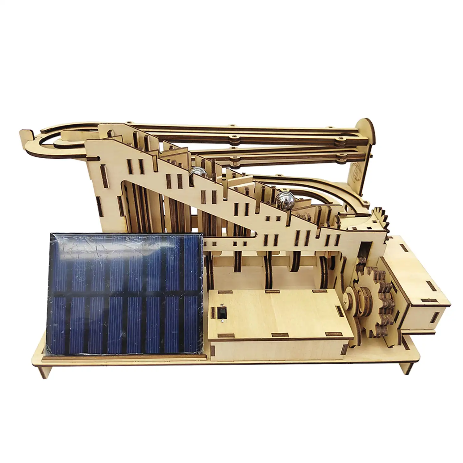 Maqueta de Madera 3D, con movimiento mecánico diseño de Bolas de Escalera con panel Solar.