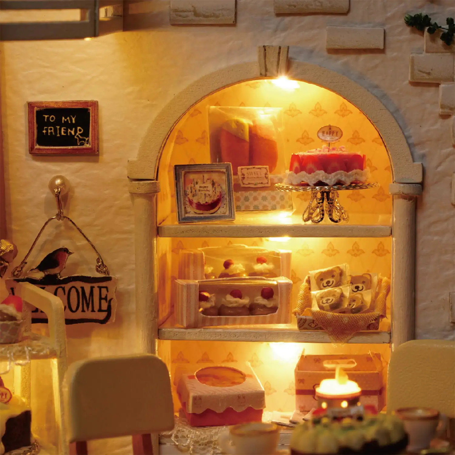 Tienda de dulces Diario de las Tartas, Maqueta 3D realista con gran detalle, cubierta antipolvo y luces led.