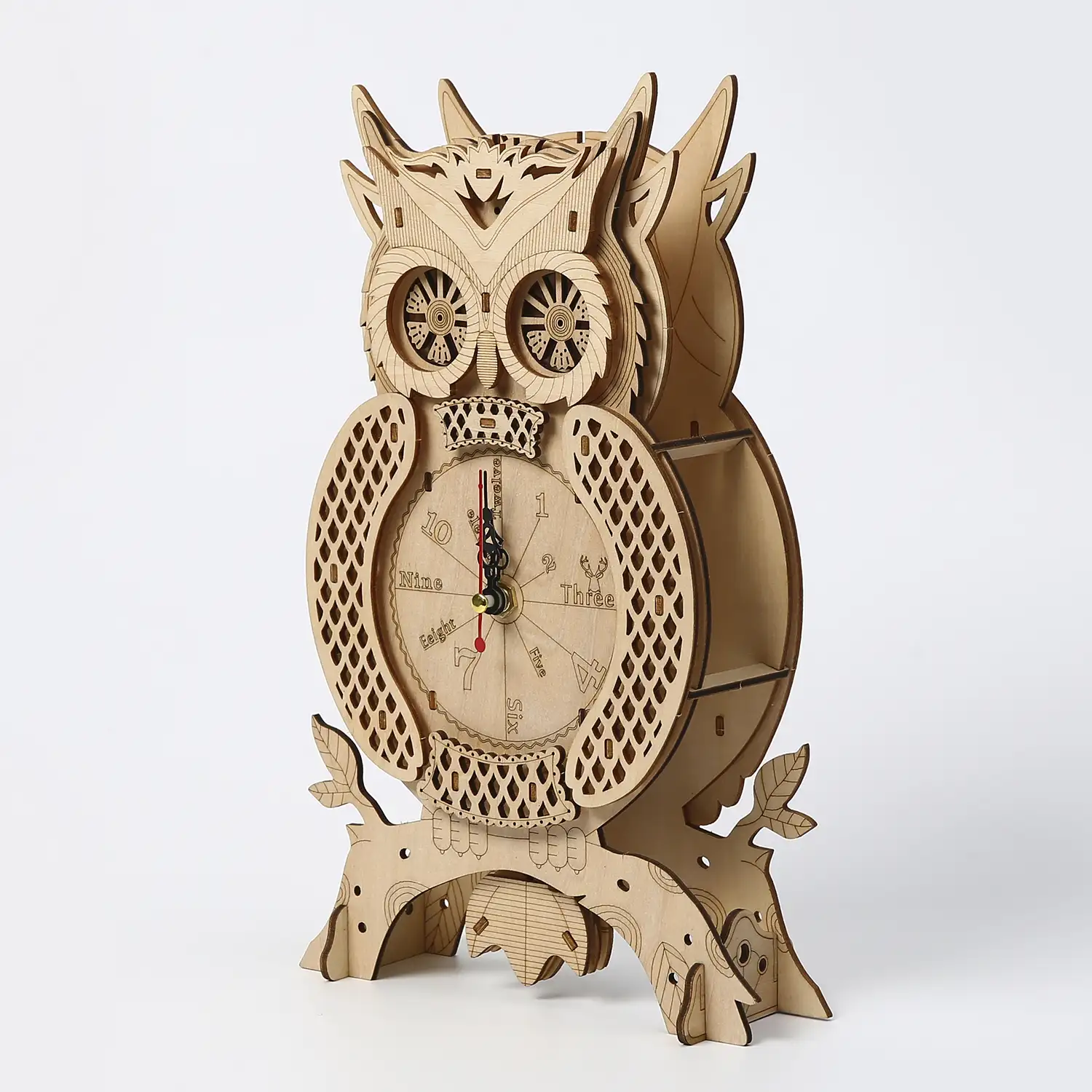 Maqueta de Madera 3D, diseño de Reloj con forma de Búho. 46 piezas.