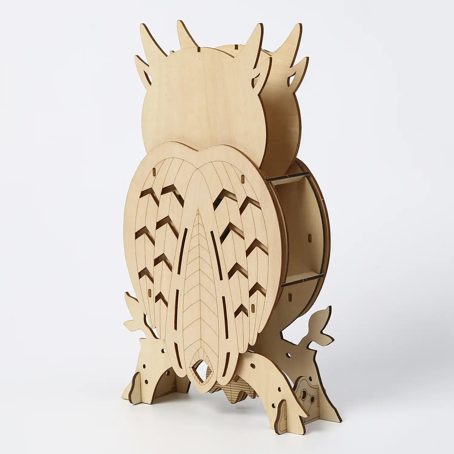 Maqueta de Madera 3D, diseño de Reloj con forma de Búho. 46 piezas.