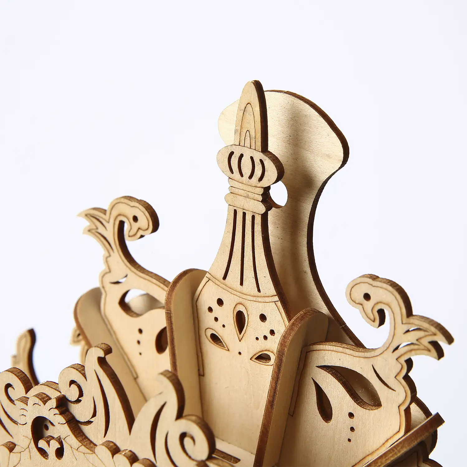 Maqueta de Madera 3D, diseño de Reloj de pared antiguo. 36 piezas.