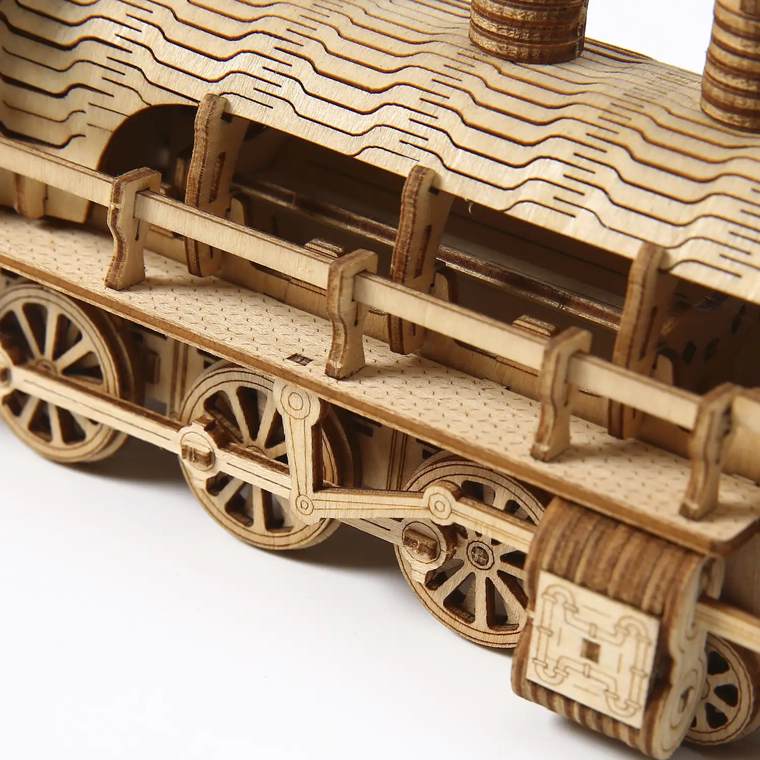 Maqueta de Madera 3D, diseño de Tren de vapor con movimiento mecánico. 282 piezas.