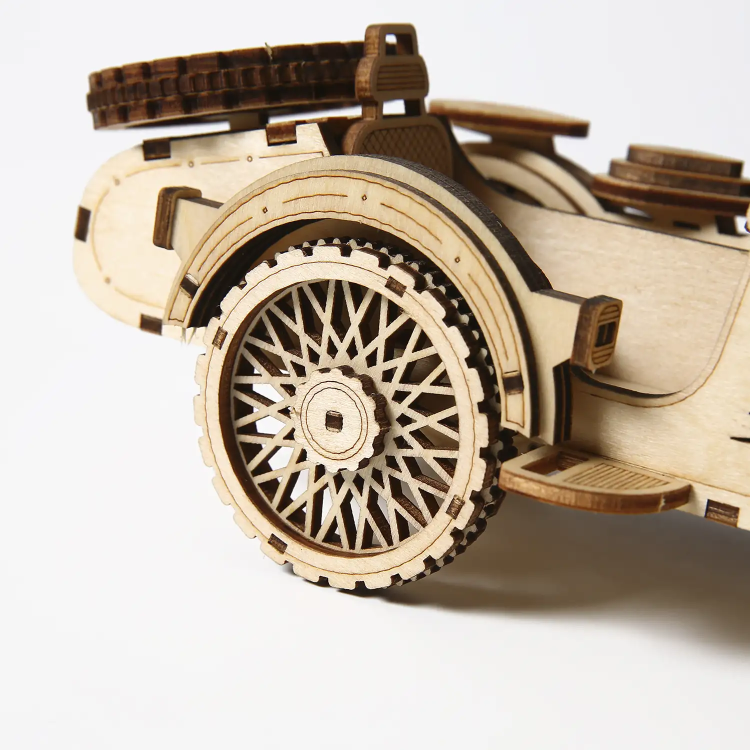 Maqueta de Madera 3D, diseño de Moto con Sidecar con movimiento mecánico. 81 piezas.