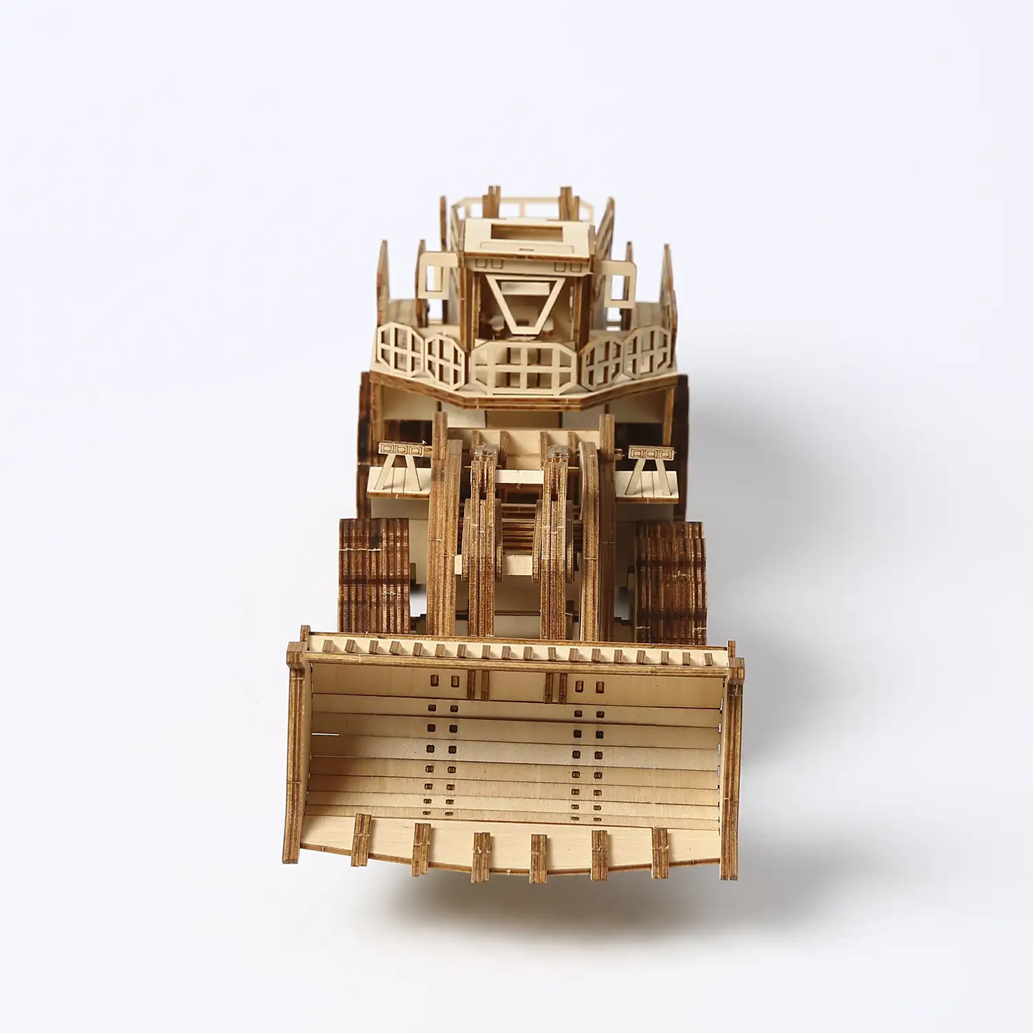 Maqueta de Madera 3D, diseño de Pala Cargadora con movimiento mecánico. 312 piezas.