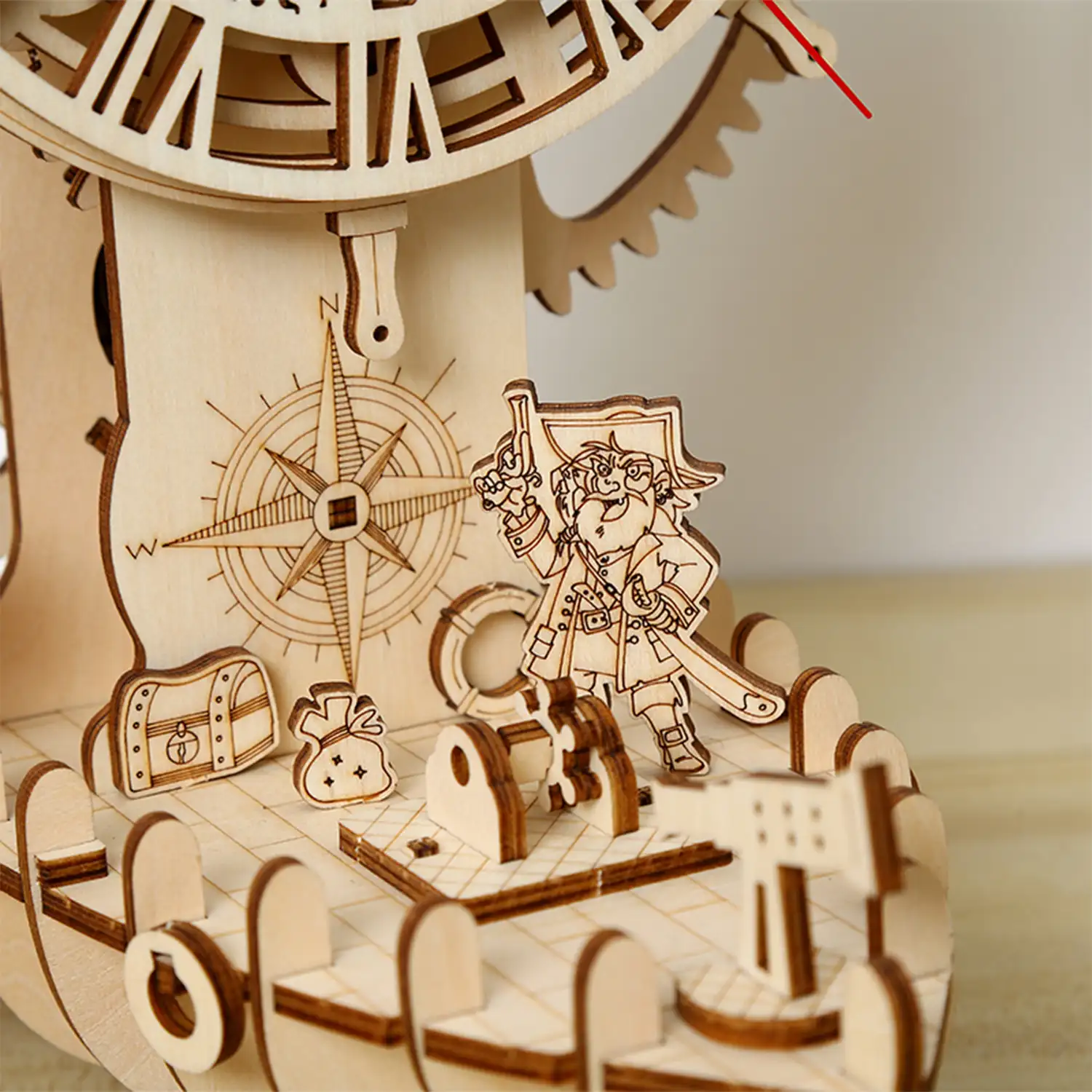 Maqueta de Madera 3D, reloj con diseño de Barco pirata con movimiento mecánico. 123 piezas.