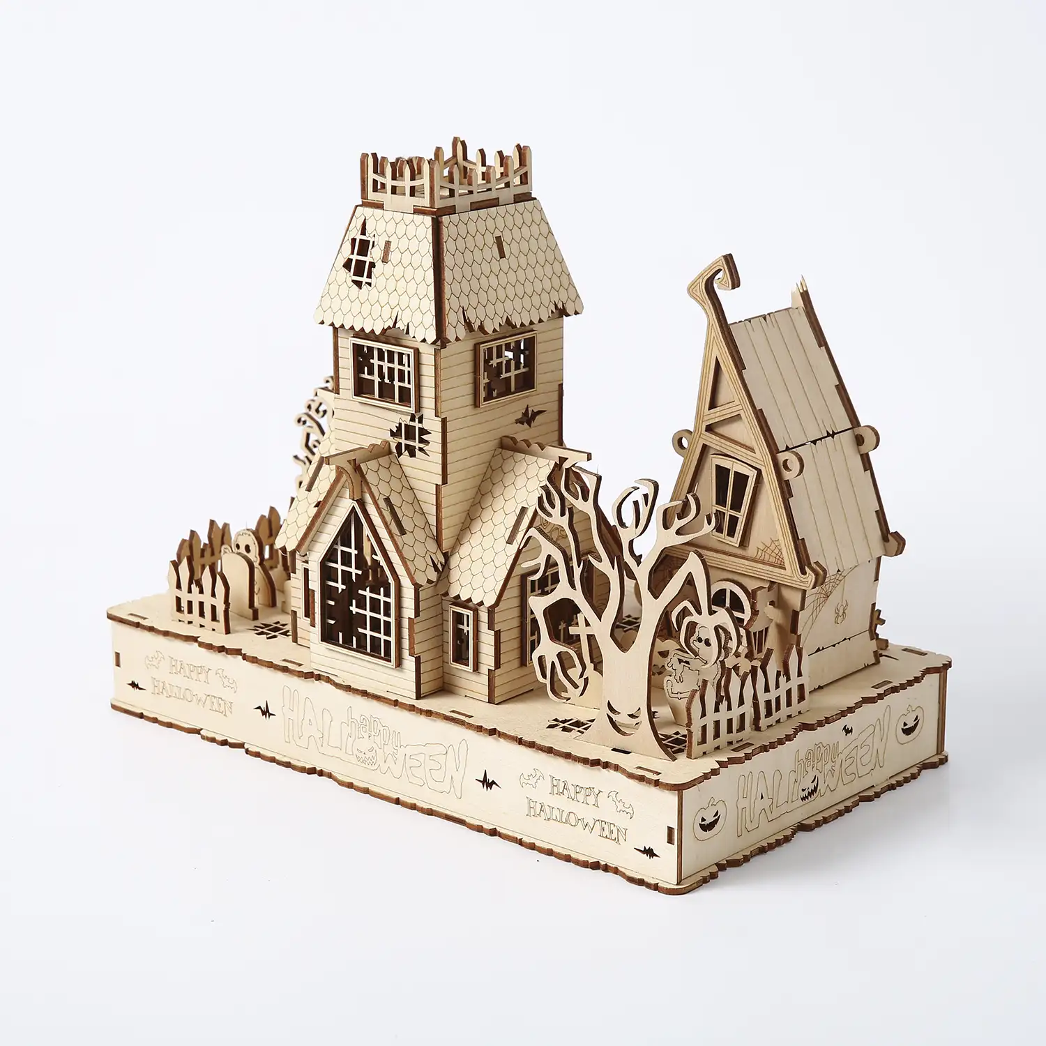 Maqueta de Madera 3D, diseño Casa de Halloween con luz. 147 piezas.