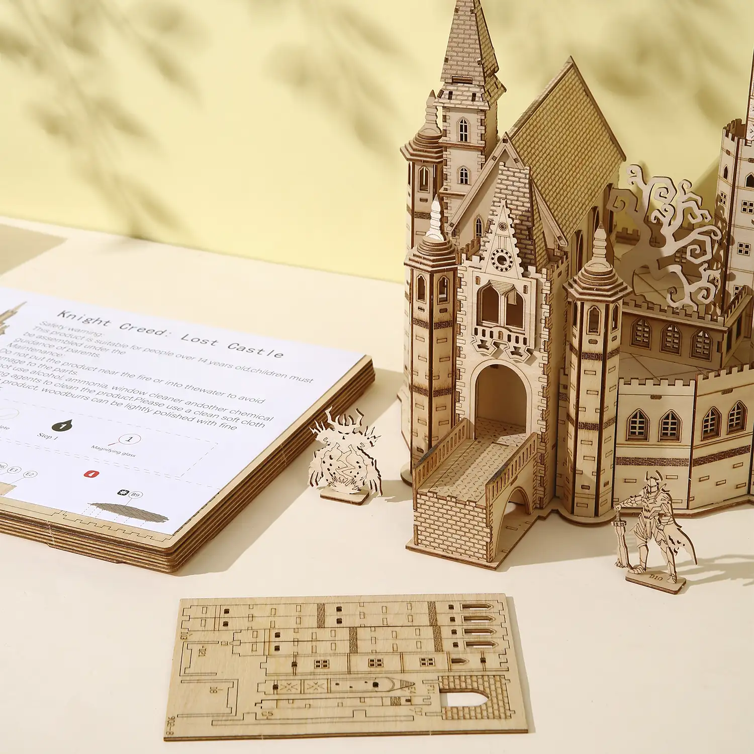 Maqueta de Madera 3D, diseño Castillo perdido: Credo del Caballero. 234 piezas.