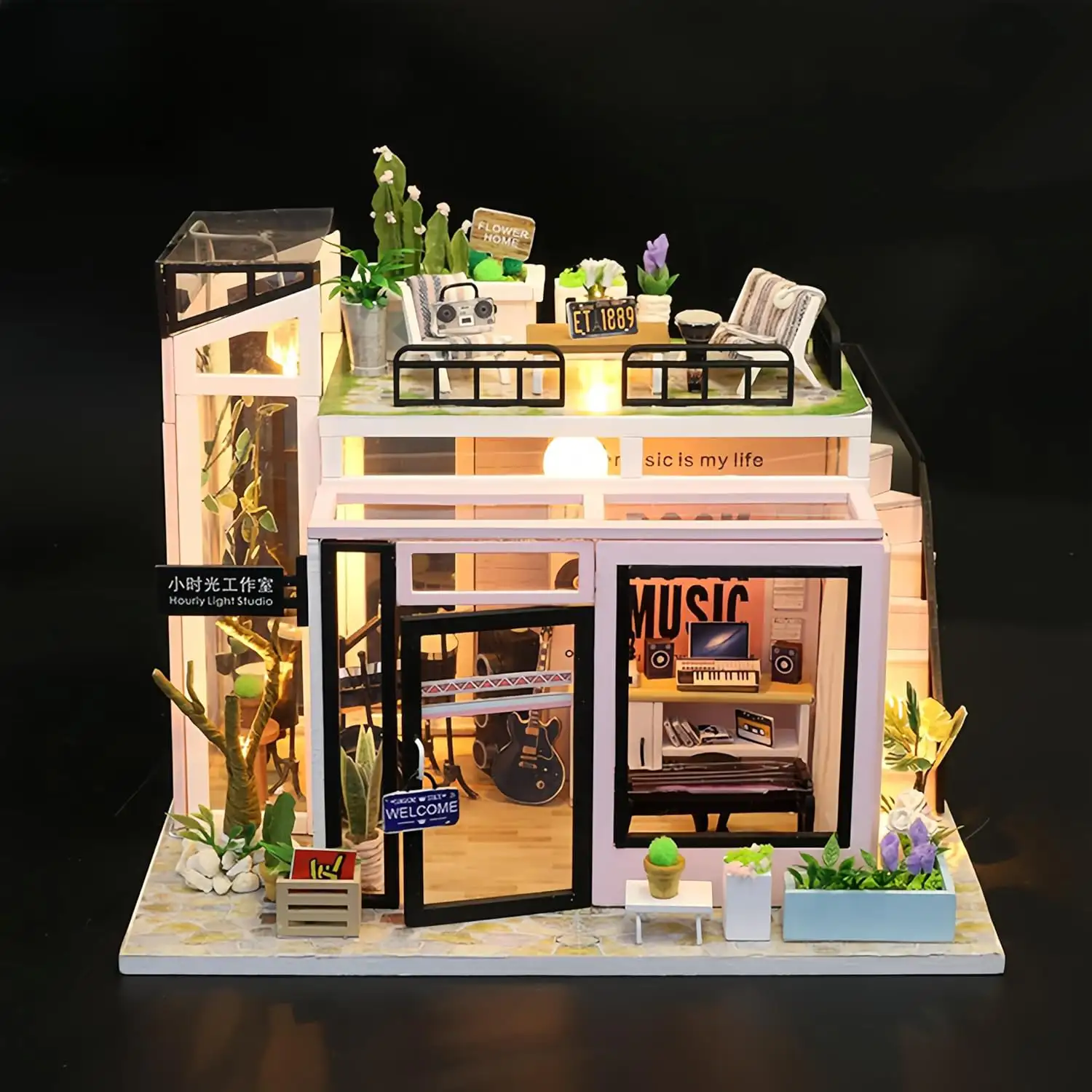 Estudio de música. Maqueta 3D realista con gran detalle y luces led.
