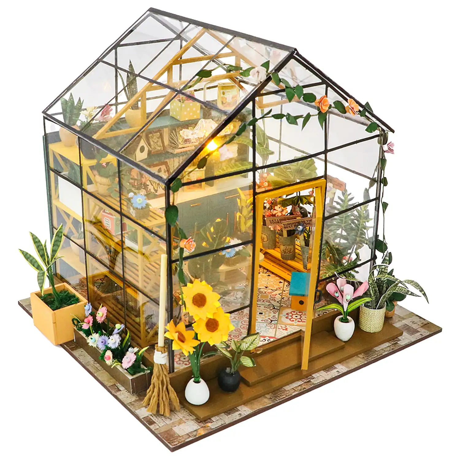 Casa de girasoles. Maqueta 3D realista con gran detalle y luces led.