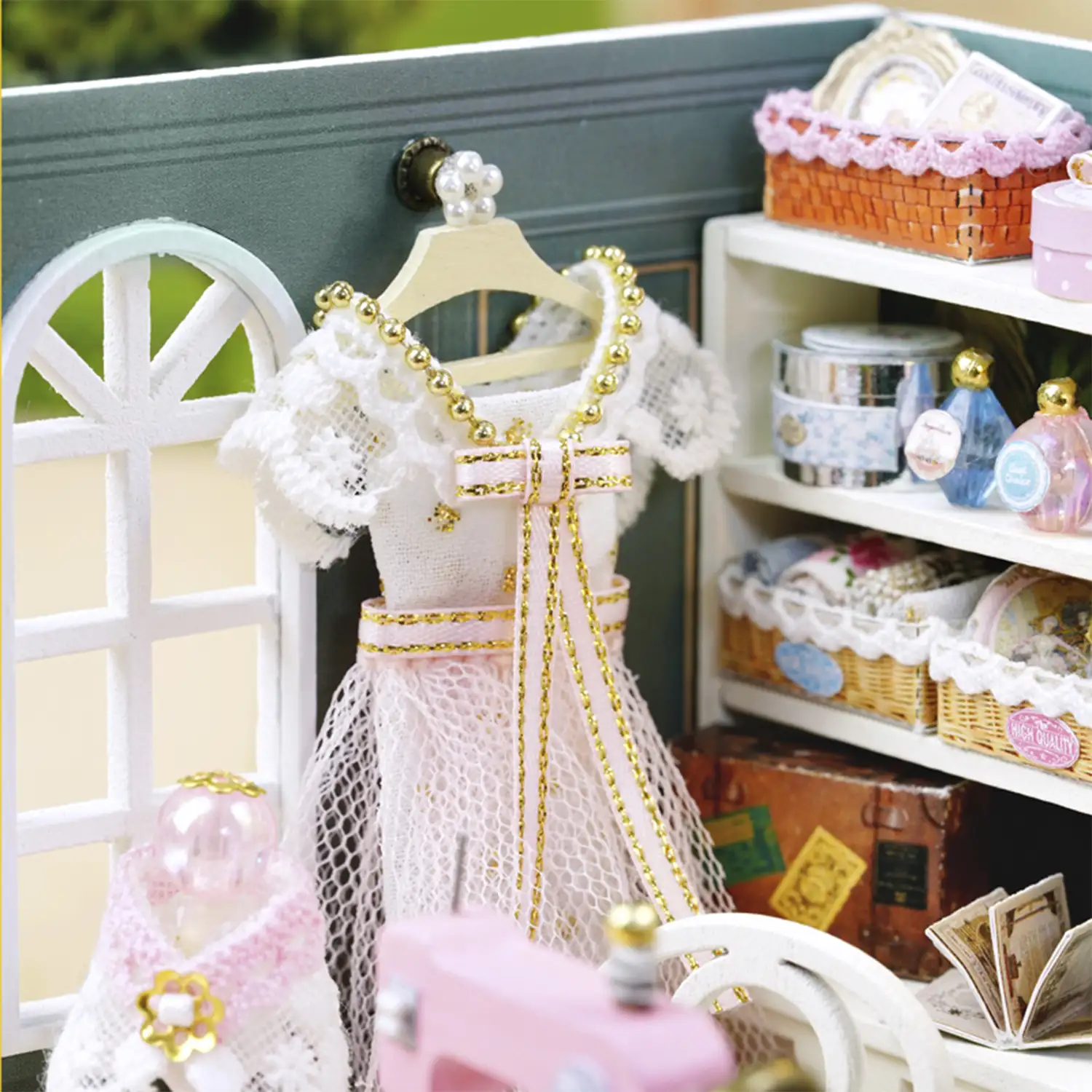 Colección Rincón de la felicidad, Estudio Feliz. Maqueta 3D realista con gran detalle, cubierta antipolvo y luces led.