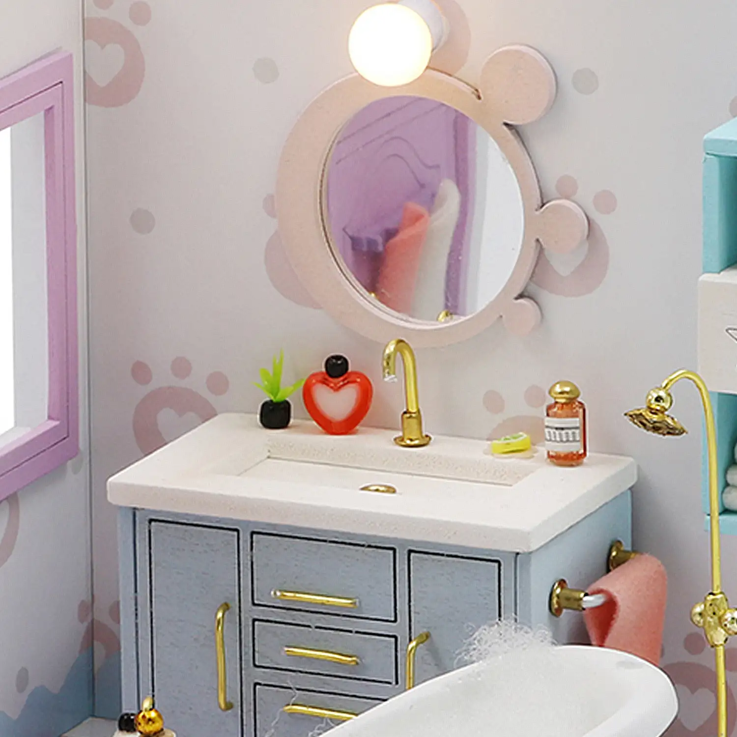 Baño. Maqueta 3D realista con gran detalle y luces led. Parte de la maqueta 