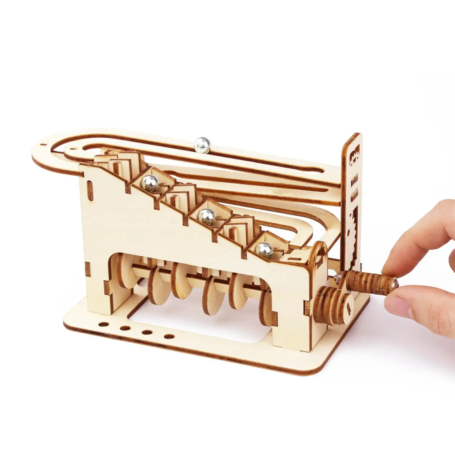 Maqueta de Madera 3D, diseño de Pista de canicas. 78 piezas.