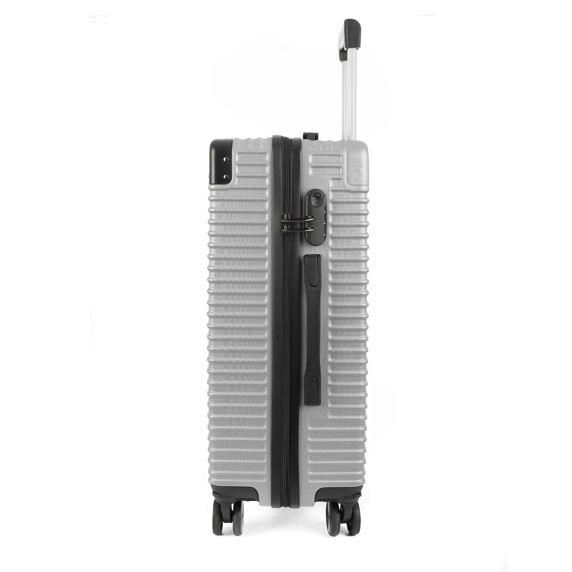 Juego de 3 maletas Trolley, en material ligero ABS de alta resistencia con esquinas reforzadas. Cerradura numérica y 4 ruedas dobles extraíbles y giratorias 360°.